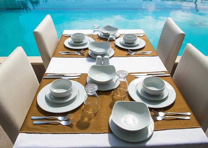 Hotel Comfort Ada Class 2*